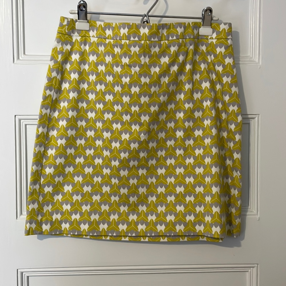 Patterned Mini - Banana Republic - size 10